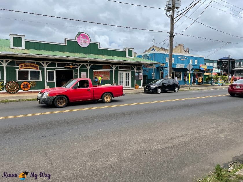 Shopping on Kauai: Main Street Kapaa